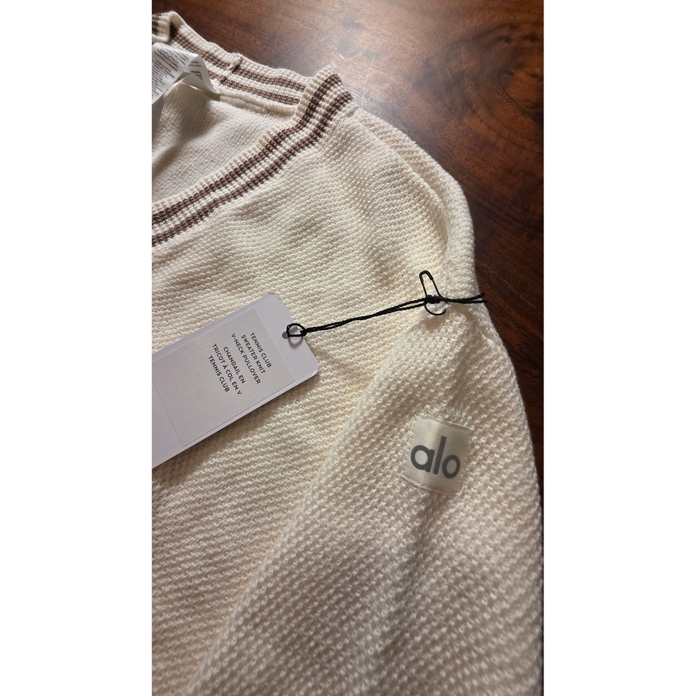 Alo Yoga SET Varsity Tennis Club Pullover Sweater Sz XS and Skirt SZ S SET! - Picture 11 of 12